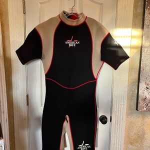 American Wave  Wetsuit sz XL made in USA